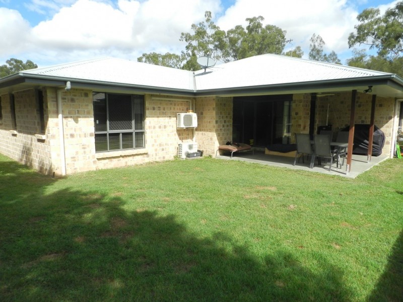 11 LARCOM RISE, West Gladstone QLD 4680