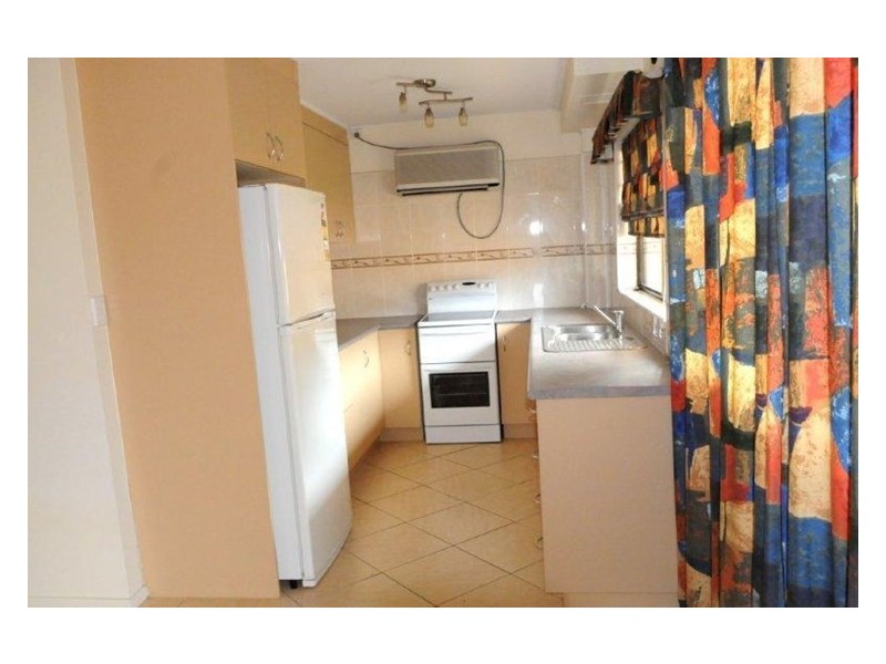 5 253 AUCKLAND STREET, South Gladstone QLD 4680