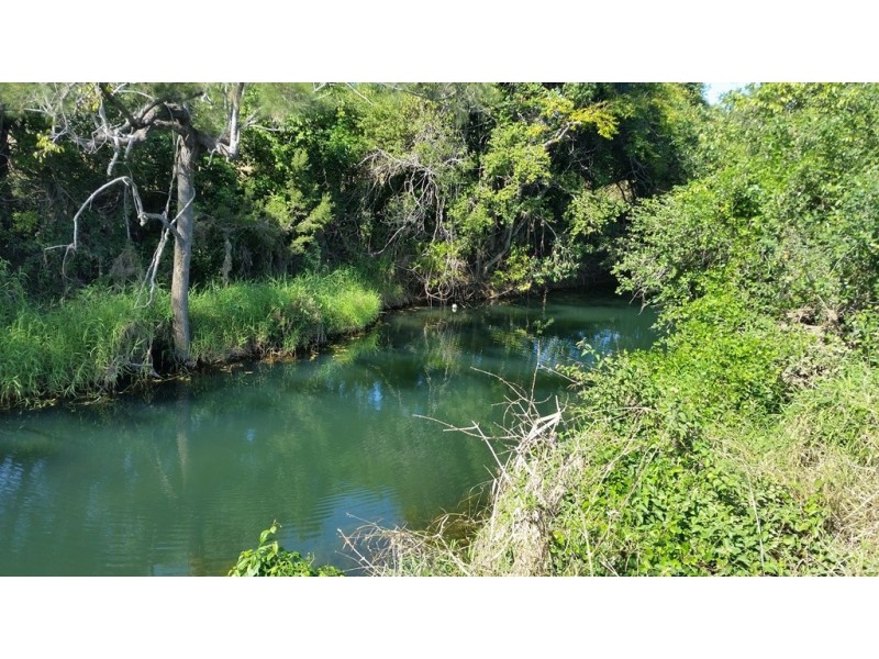 591 Hutt Creek Road, Bracewell QLD 4695