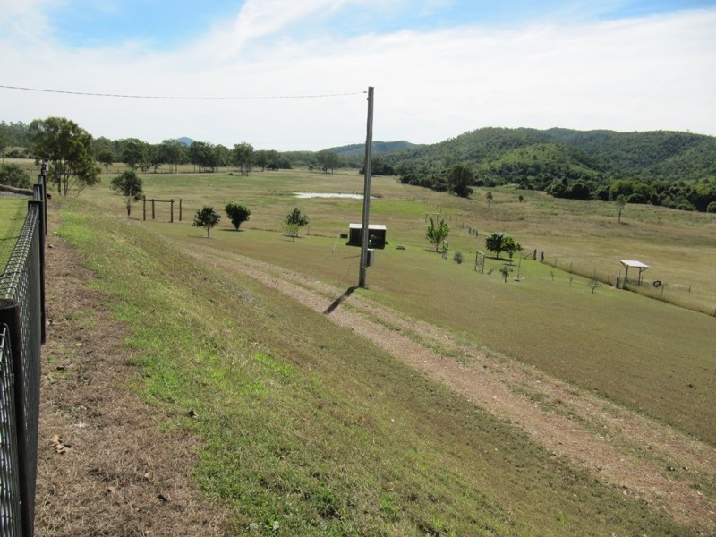 591 Hutt Creek Road, Bracewell QLD 4695