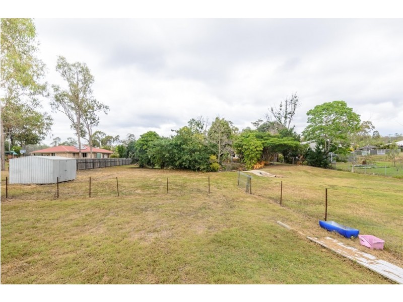 7 Ronald Crescent, Benaraby QLD 4680