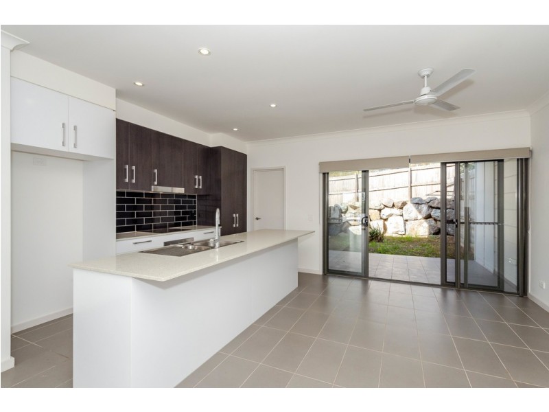 Unit 9/42 Glen Eden Drive, Glen Eden QLD 4680