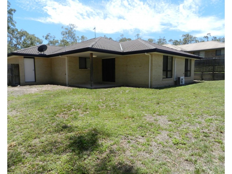 8 Skyline Drive, Gladstone QLD 4680