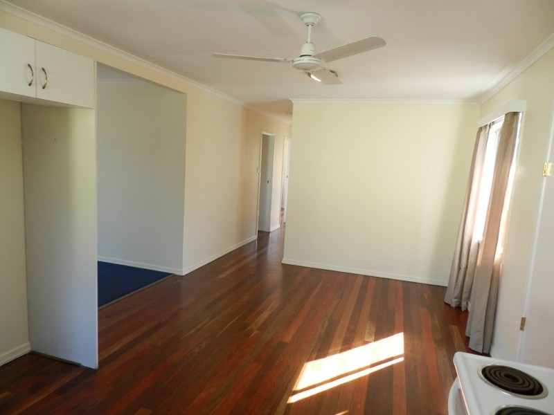 21 Cook Street, West Gladstone QLD 4680