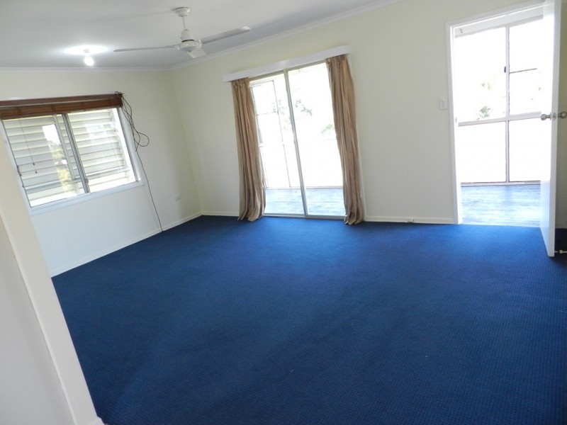 21 Cook Street, West Gladstone QLD 4680