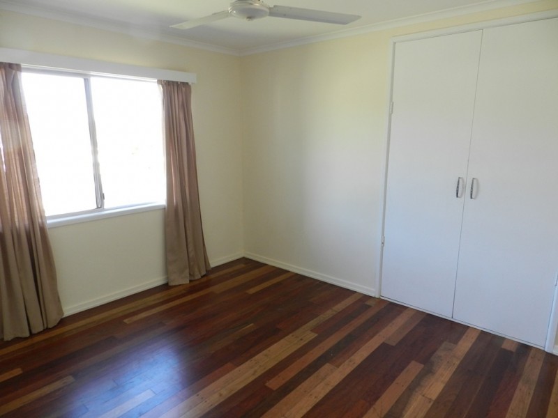 21 Cook Street, West Gladstone QLD 4680