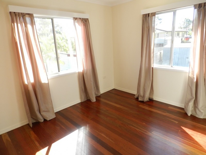 21 Cook Street, West Gladstone QLD 4680