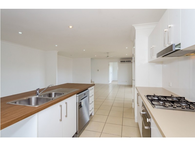 21 Windjana Court, New Auckland QLD 4680