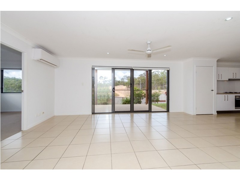 21 Windjana Court, New Auckland QLD 4680