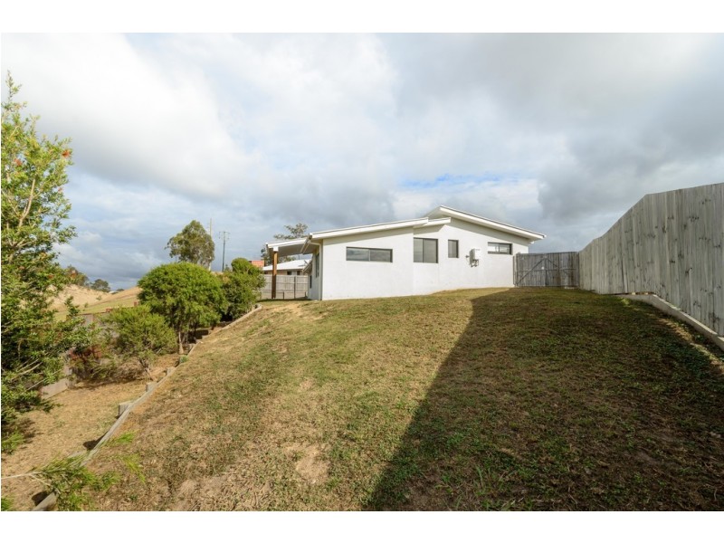 21 Windjana Court, New Auckland QLD 4680