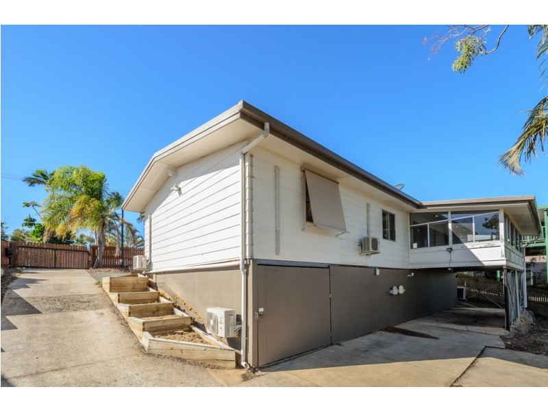 11 Rigby Crescent, West Gladstone QLD 4680