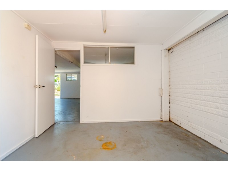 33 Busteed Street, West Gladstone QLD 4680