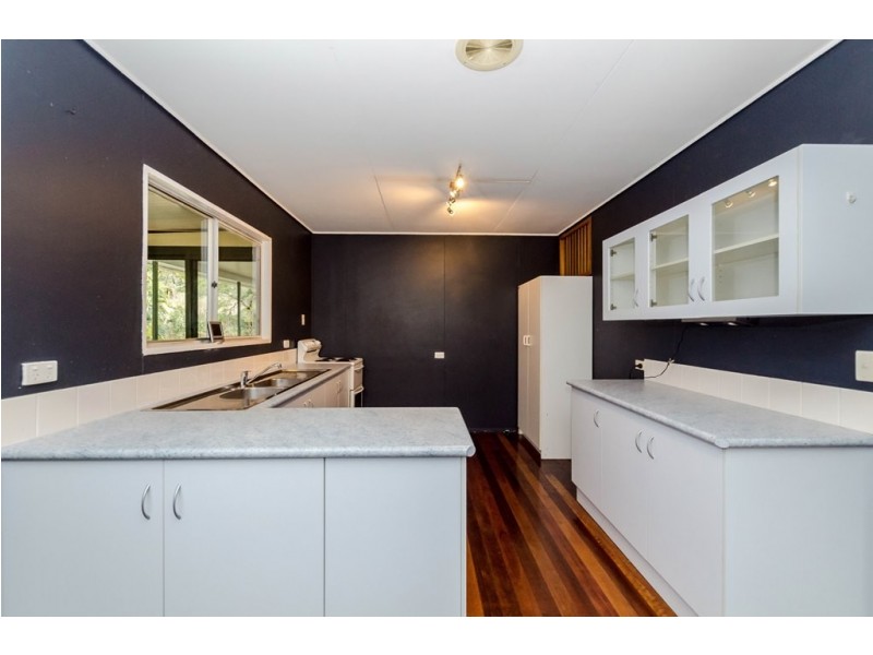 26 Boyne Crescent, West Gladstone QLD 4680