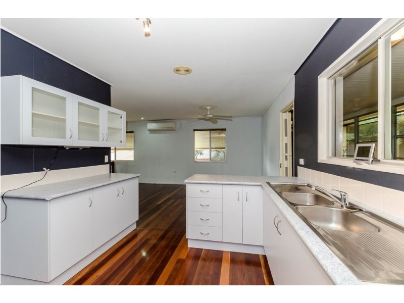 26 Boyne Crescent, West Gladstone QLD 4680