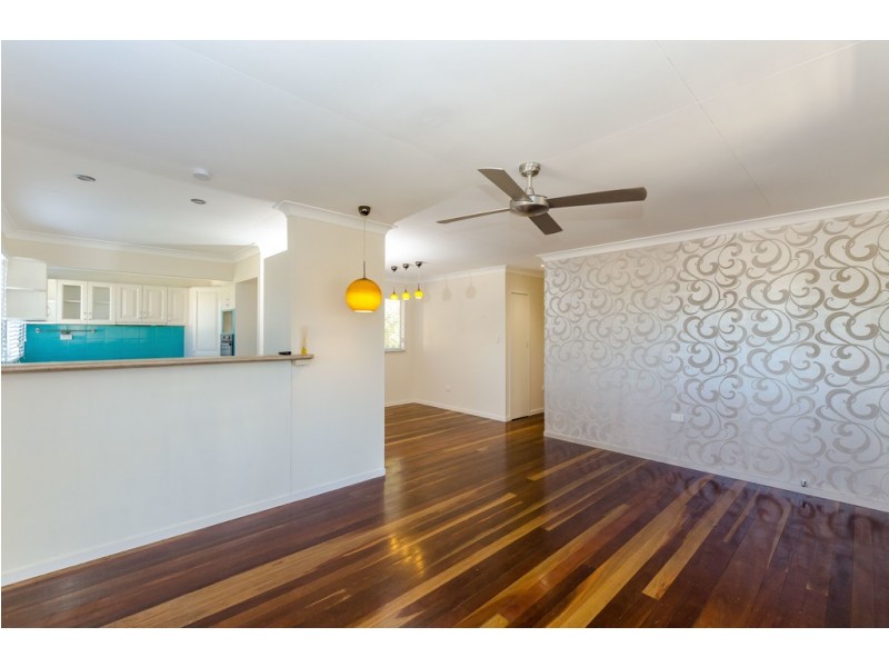 24 Douglas Ave, Sun Valley QLD 4680
