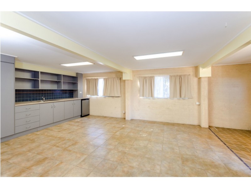 24 Douglas Ave, Sun Valley QLD 4680