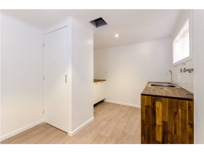 24 Douglas Ave, Sun Valley QLD 4680