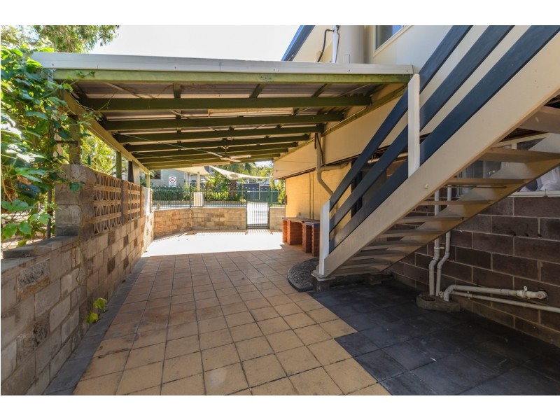 24 Douglas Ave, Sun Valley QLD 4680