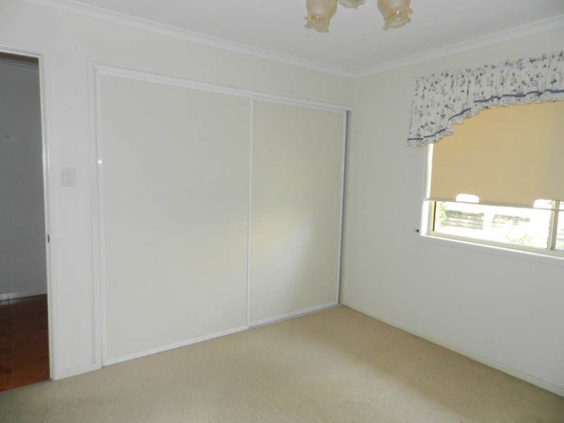 6 CARPENTARIA CLOSE, Clinton QLD 4680
