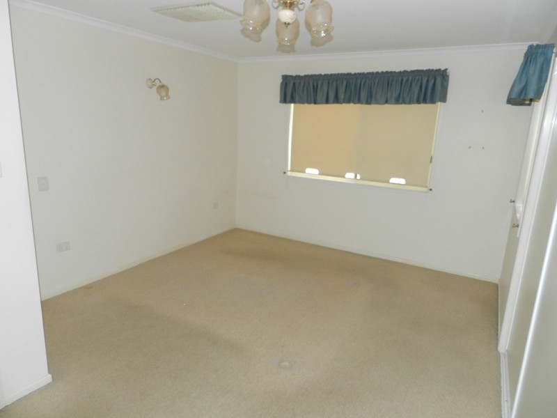 6 CARPENTARIA CLOSE, Clinton QLD 4680