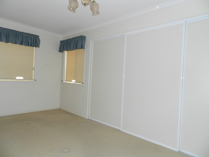 6 CARPENTARIA CLOSE, Clinton QLD 4680