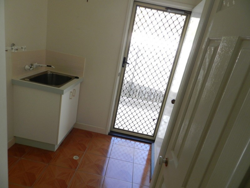 6 CARPENTARIA CLOSE, Clinton QLD 4680