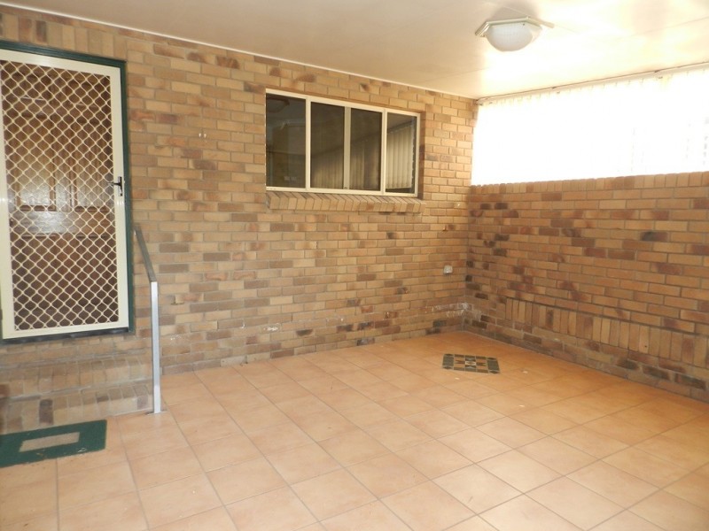 6 CARPENTARIA CLOSE, Clinton QLD 4680
