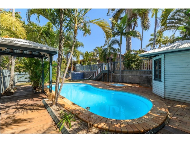 13 Winnecke Road, Tannum Sands QLD 4680