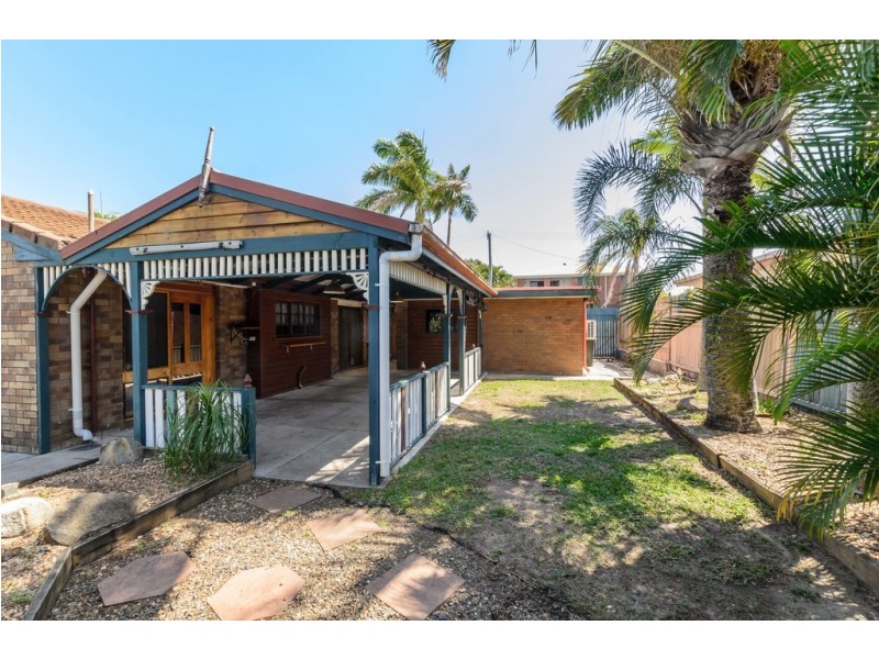 13 Winnecke Road, Tannum Sands QLD 4680