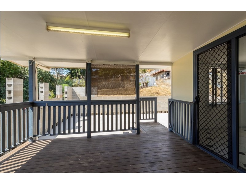 12 Geraldine Street, West Gladstone QLD 4680