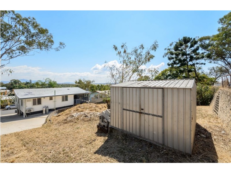 12 Geraldine Street, West Gladstone QLD 4680