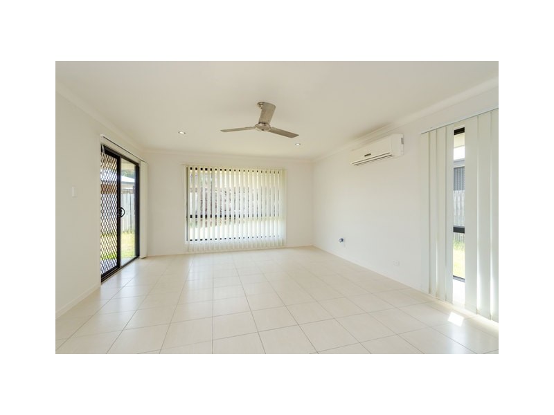 5 STONEYBROOK DRIVE, Glen Eden QLD 4680