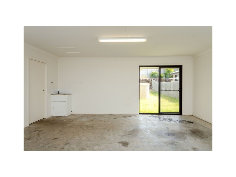 5 STONEYBROOK DRIVE, Glen Eden QLD 4680