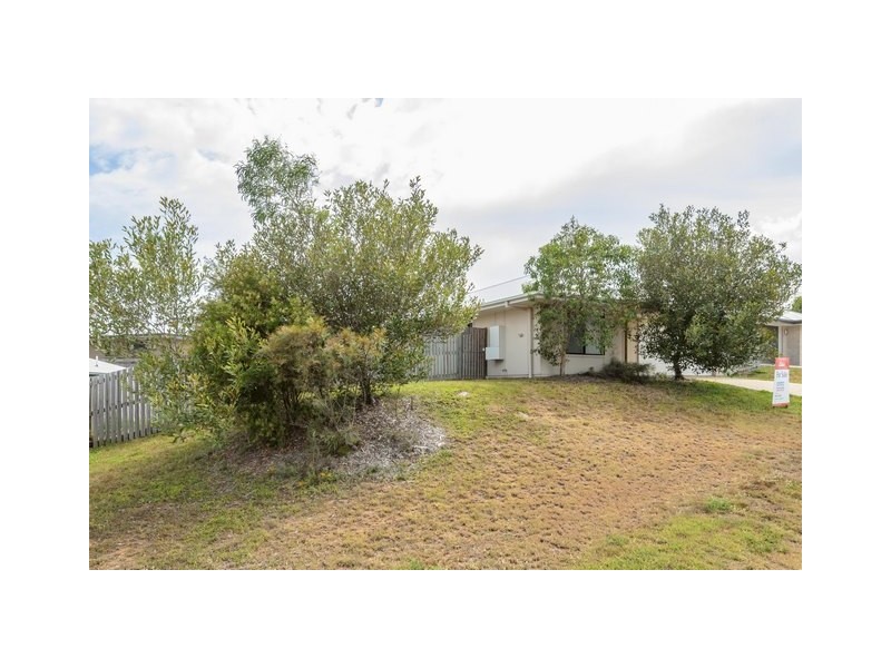 5 STONEYBROOK DRIVE, Glen Eden QLD 4680