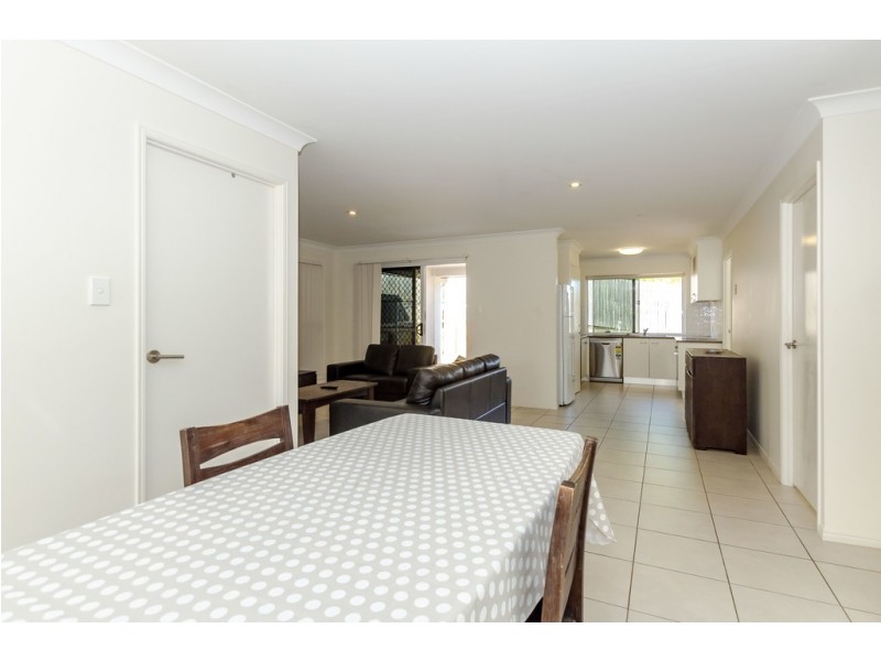 9 Stewart Street, West Gladstone QLD 4680