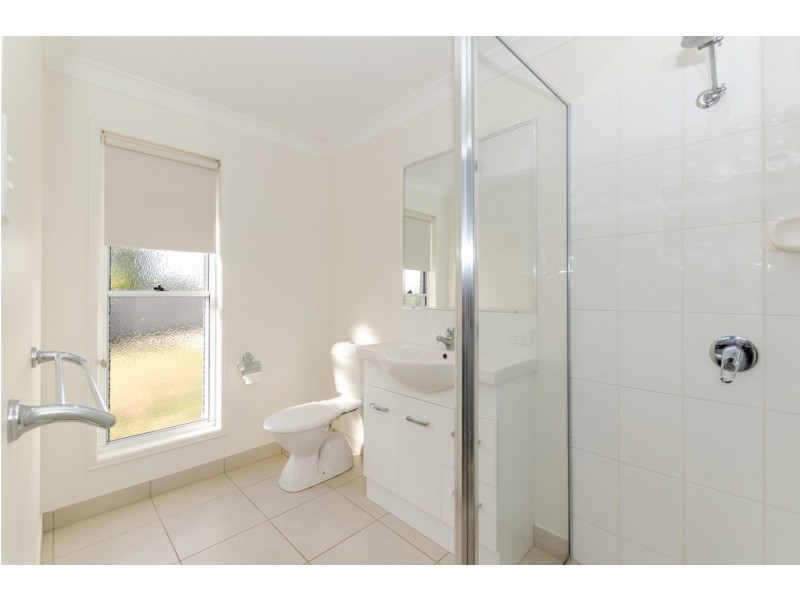 9 Stewart Street, West Gladstone QLD 4680