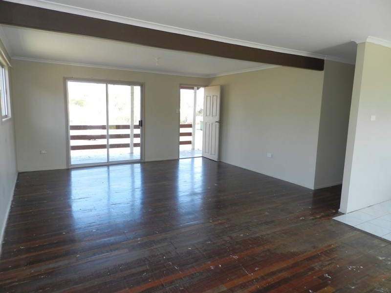 10 Thorogood Street, Ambrose QLD 4695