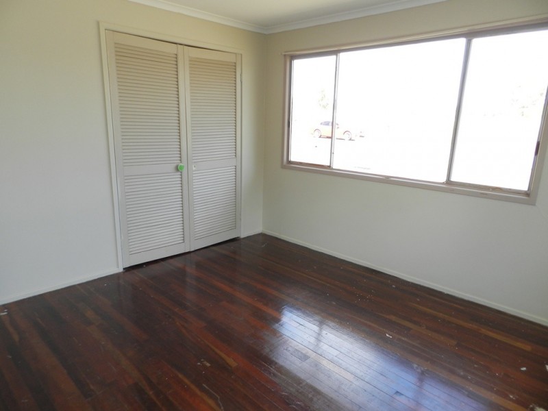 10 Thorogood Street, Ambrose QLD 4695