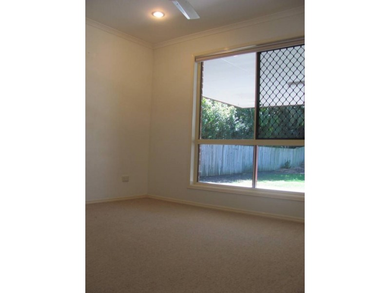 17 BEVINGTON STREET, Tannum Sands QLD 4680