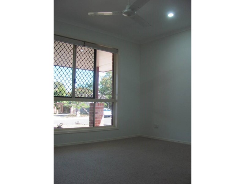 17 BEVINGTON STREET, Tannum Sands QLD 4680