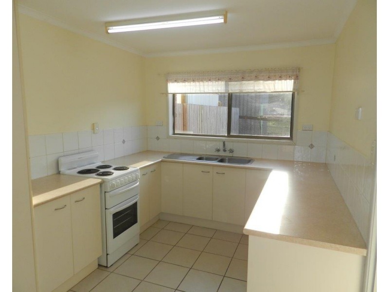 6/5 MCCANN STREET, South Gladstone QLD 4680