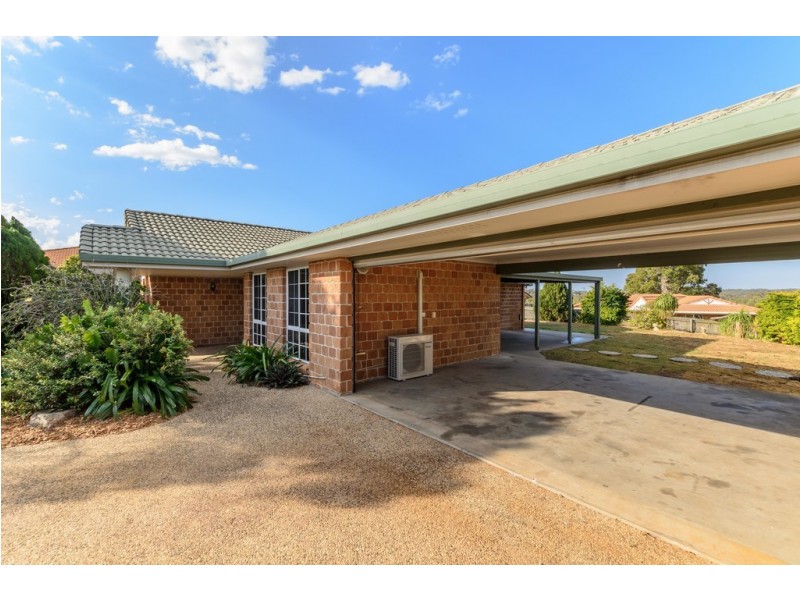 14 Craigmoor Court, New Auckland QLD 4680