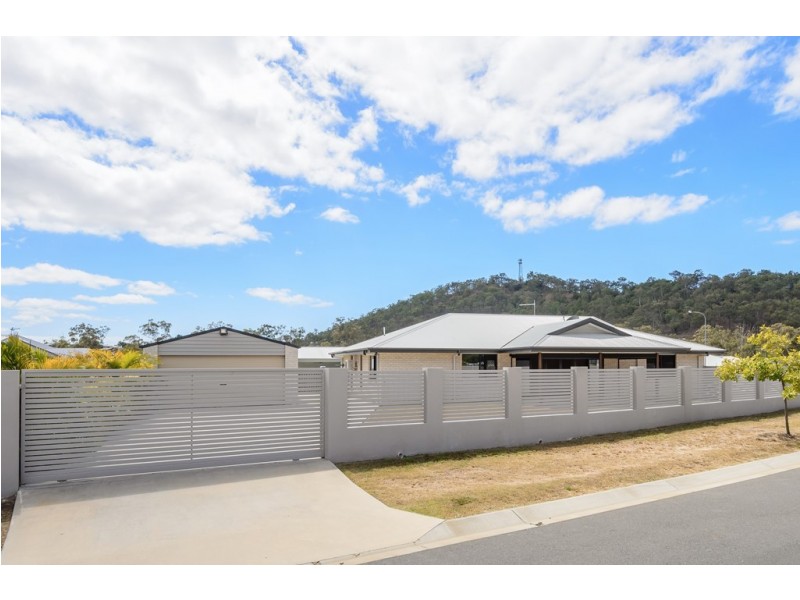 17 BELLBIRD CIRCUIT, New Auckland QLD 4680