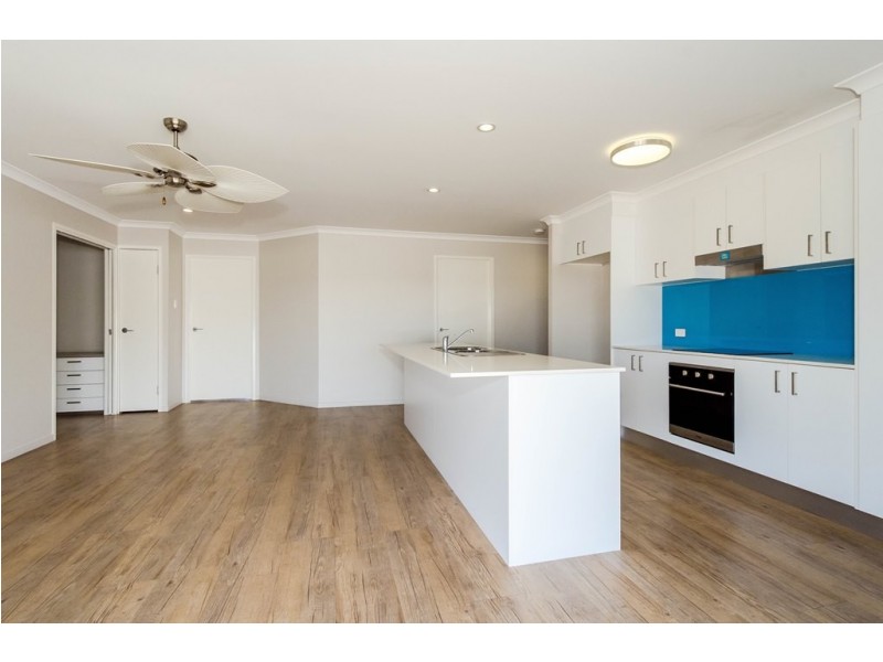 17 BELLBIRD CIRCUIT, New Auckland QLD 4680
