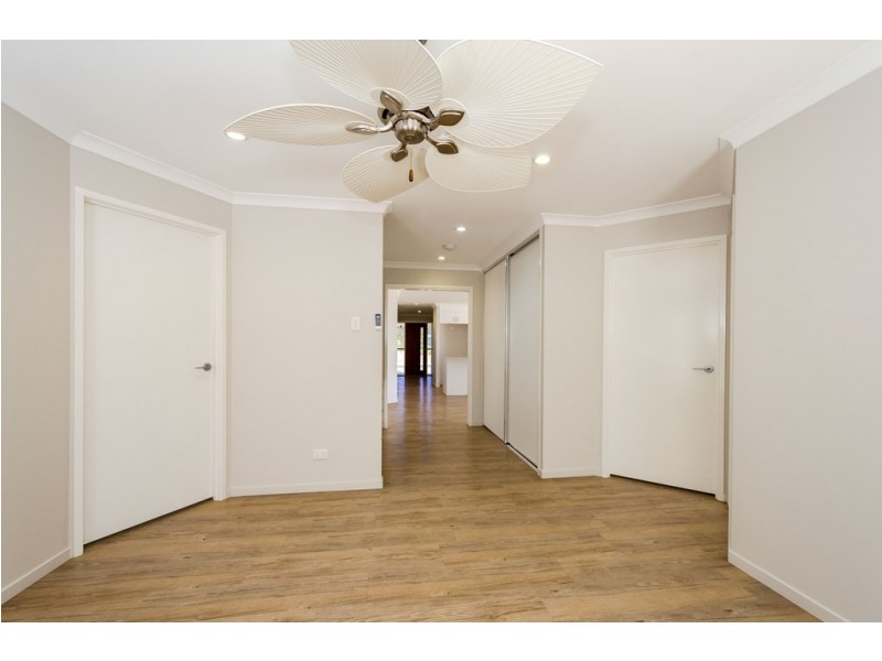 17 BELLBIRD CIRCUIT, New Auckland QLD 4680