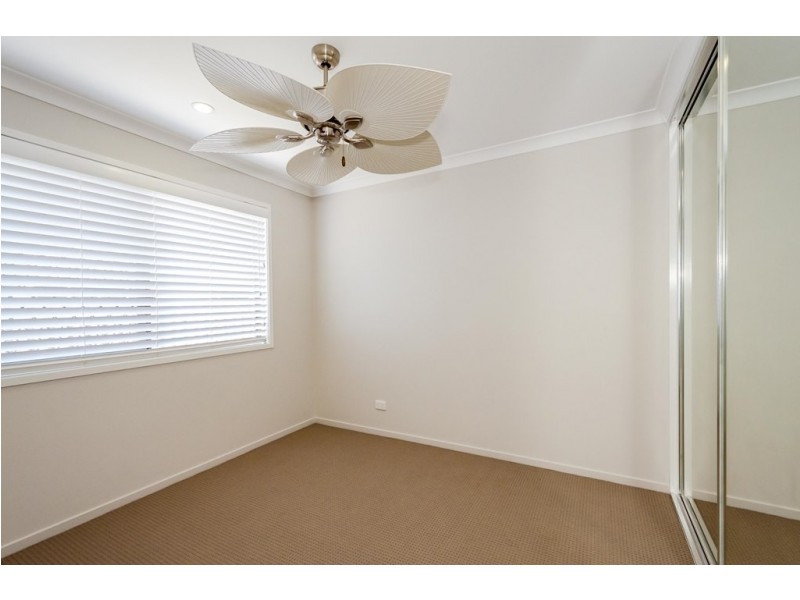 17 BELLBIRD CIRCUIT, New Auckland QLD 4680