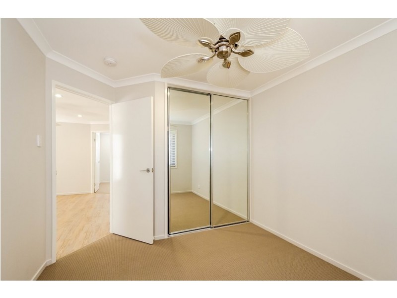17 BELLBIRD CIRCUIT, New Auckland QLD 4680