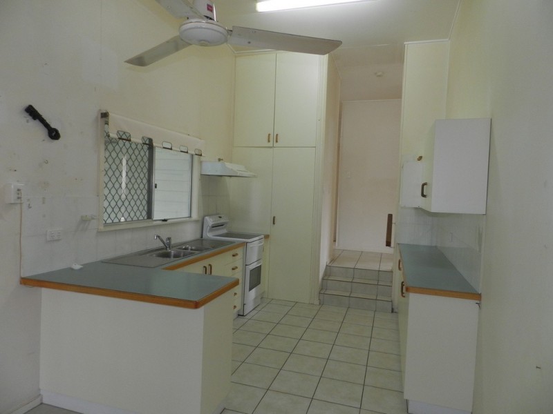 12 AILSA STREET, West Gladstone QLD 4680