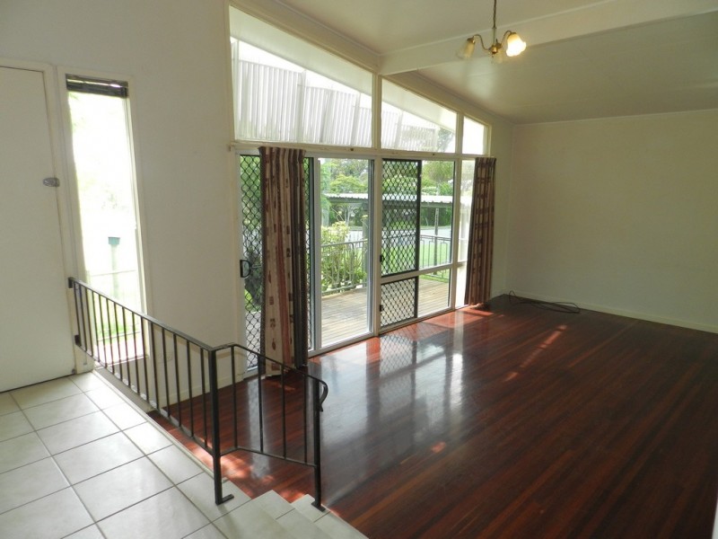 12 AILSA STREET, West Gladstone QLD 4680