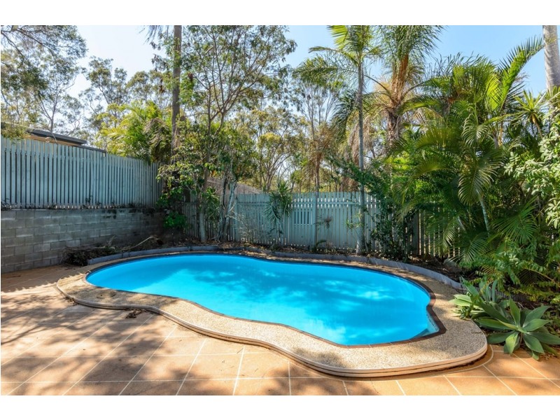 1 Banksia Street, Boyne Island QLD 4680